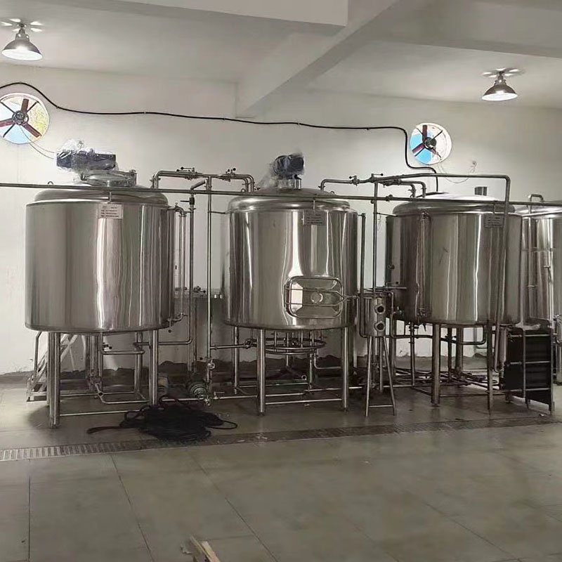 阜平精酿啤酒设备厂—如何延长精酿啤酒设备的使用寿命